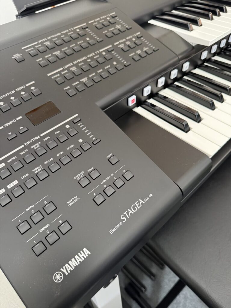 バラして運べるエレクトーン「ELC-02」がこねこのて音楽教室（足立区